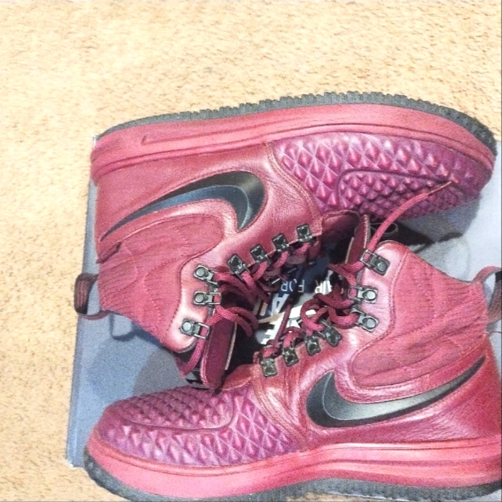 Nike boots